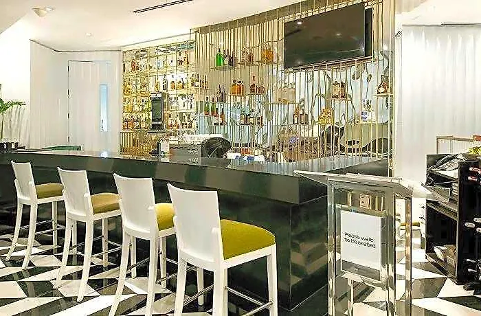 Astoria Plaza 4*
