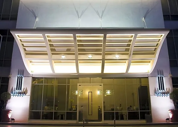 Astoria Plaza