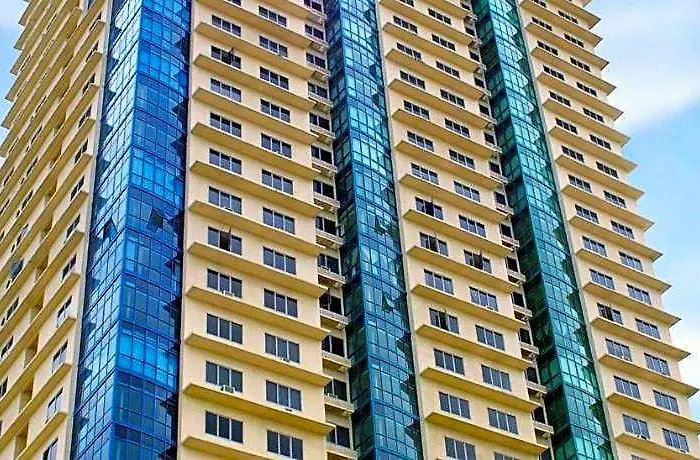 Astoria Plaza